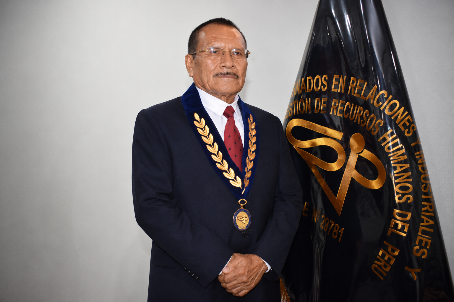 LIC. LUCIO NATIVIDAD CASTRO REYES